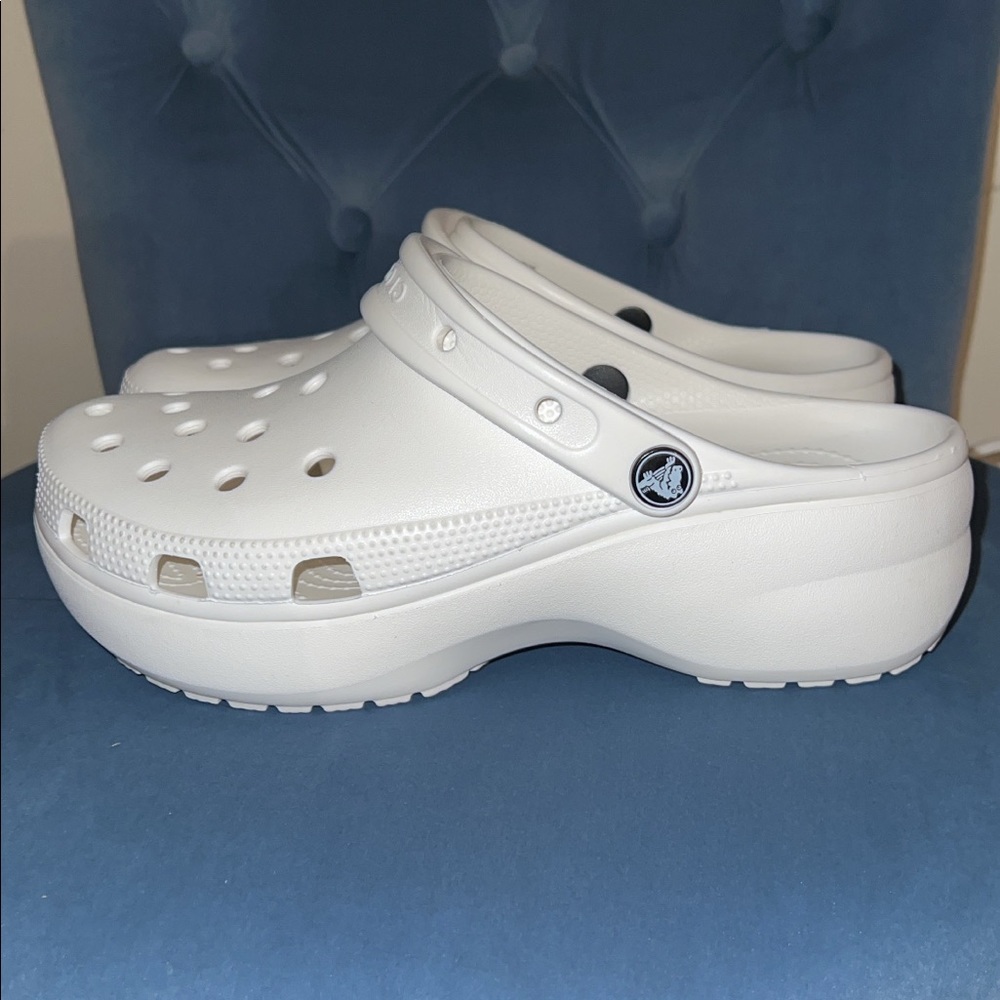 White platform Crocs size 9 in women
